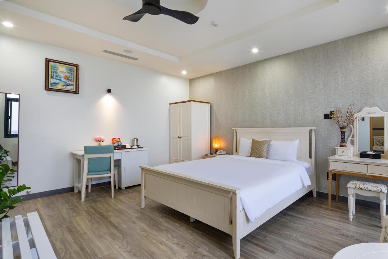 Lara Hotel Long Xuyên エクステリア 写真
