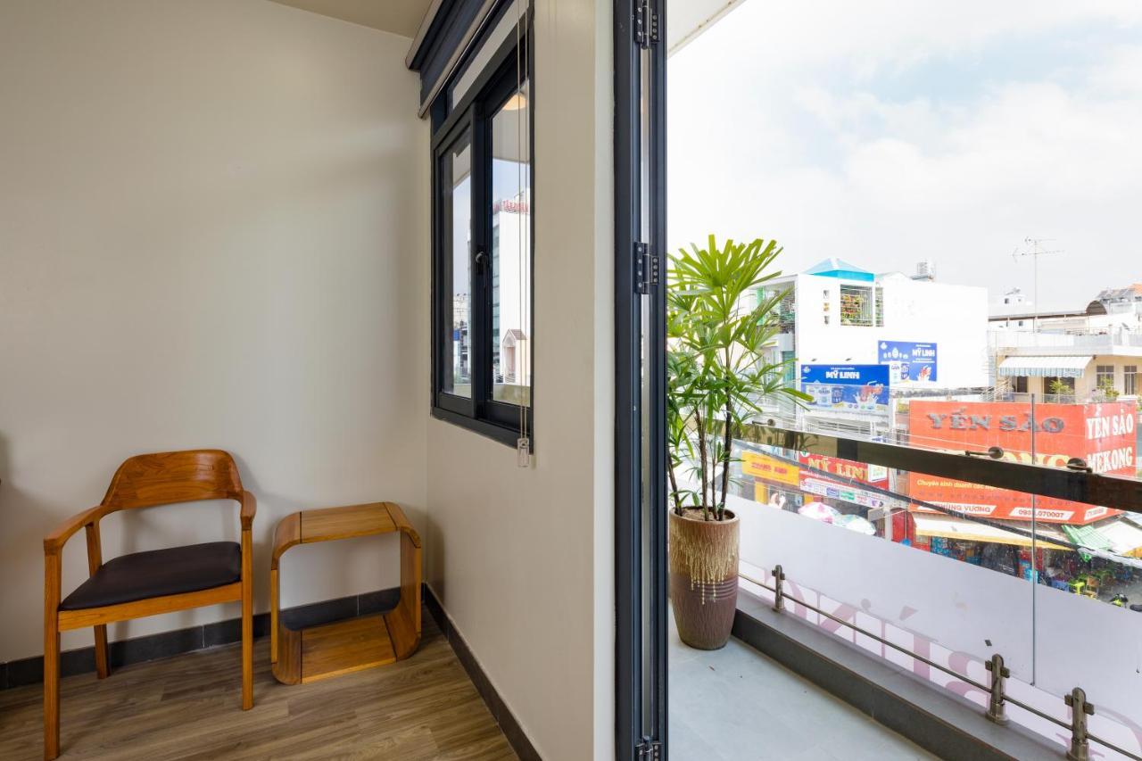 Lara Hotel Long Xuyên エクステリア 写真
